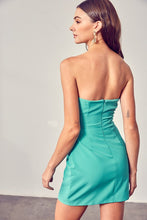 Load image into Gallery viewer, Timeless Sweetheart Apple Mint Strapless Mini Dress-Plus Size Dream Girl
